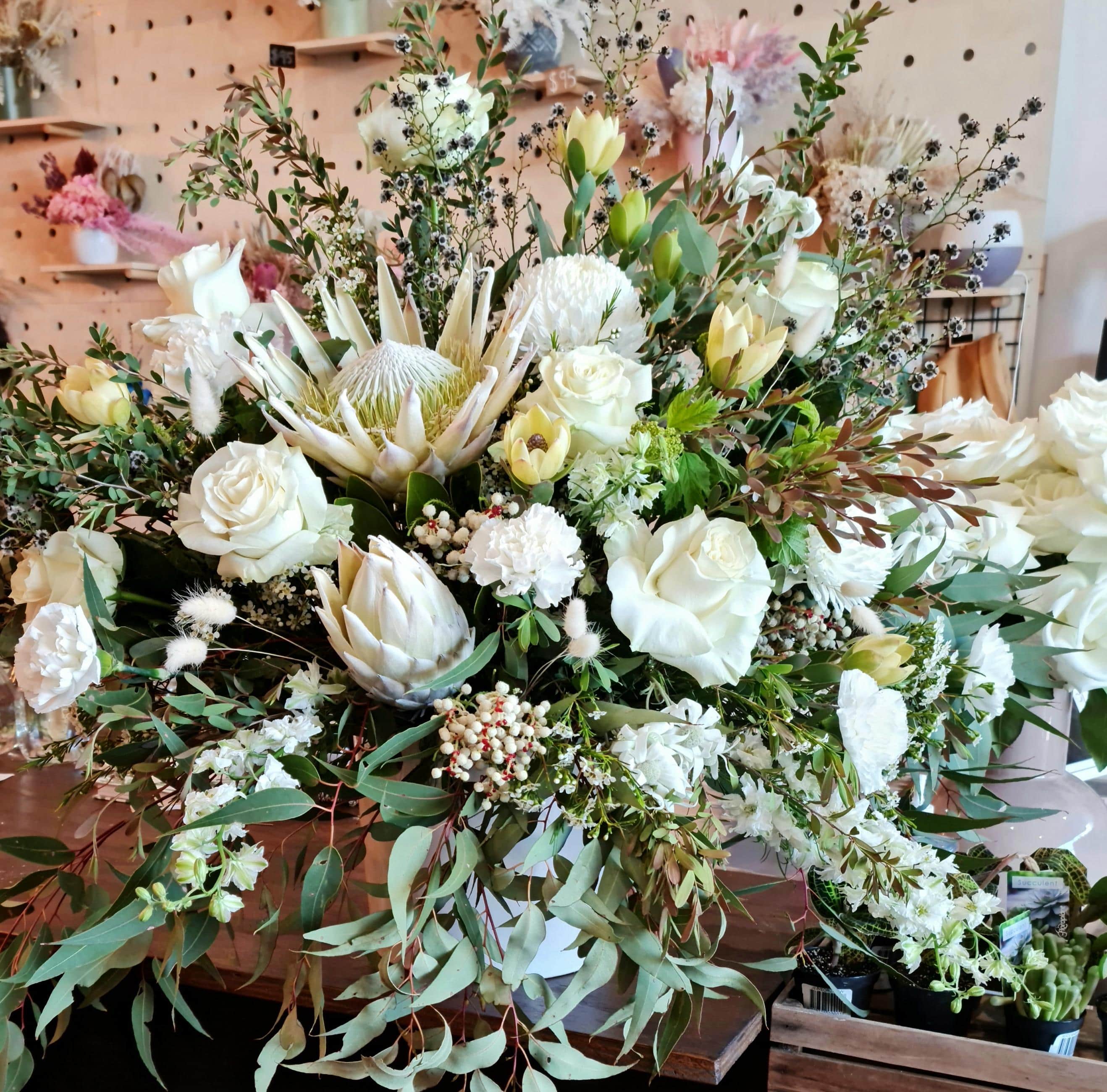 Florist in Kalamunda, Lesmurdie Florist, Forresfield Florist, Mundaring Florist, Maida Vale Florist, Florist Kalamunda, Perth Hills Florist, Botanic Shops, Plants in Kalamunda, Perth Florist, Homewares Store in Kalamunda, Plant Store Kalamunda, Flowers Kalamunda, Flowers Perth Hills, Perth Hills Florist