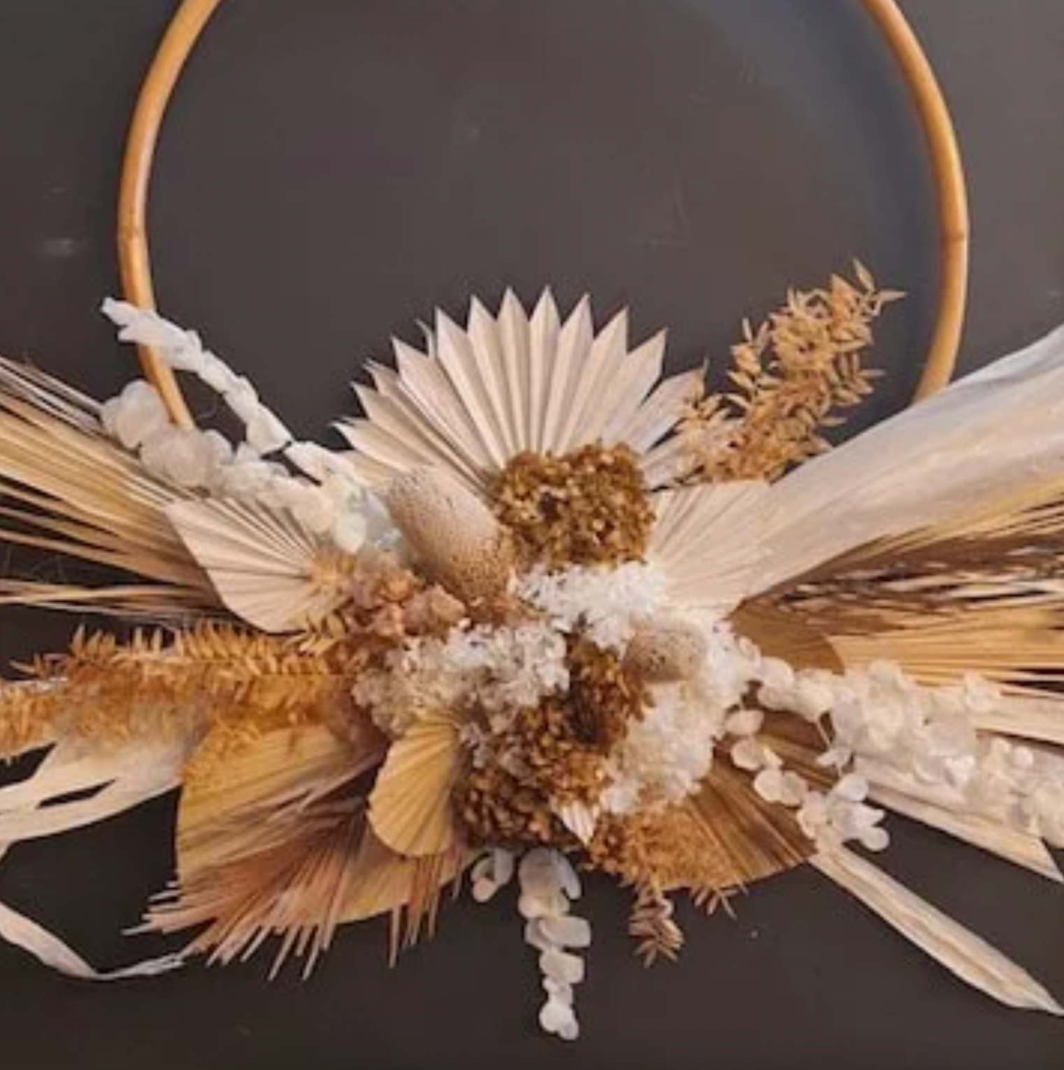 Neutral Wall Hanging Dried Arrangement