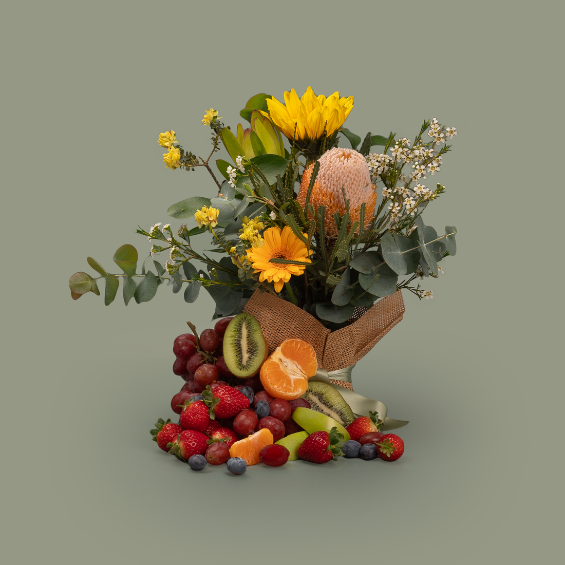 Flowers &amp; Fruits Hamper